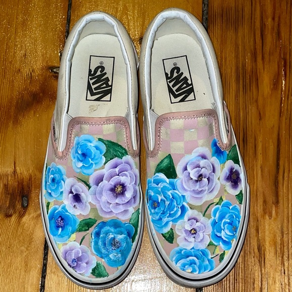 CUSTOM PAINTED SHOES - Picture 8 of 14